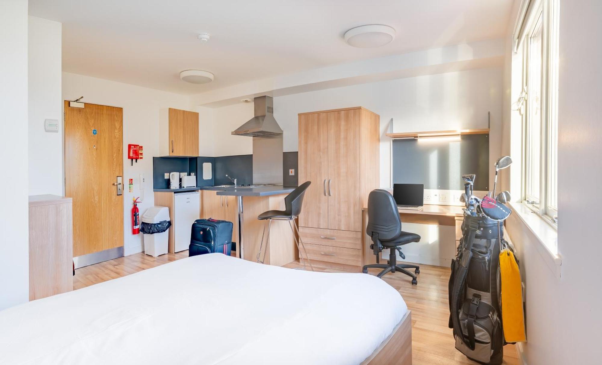 Uhi William - Campus Apartment